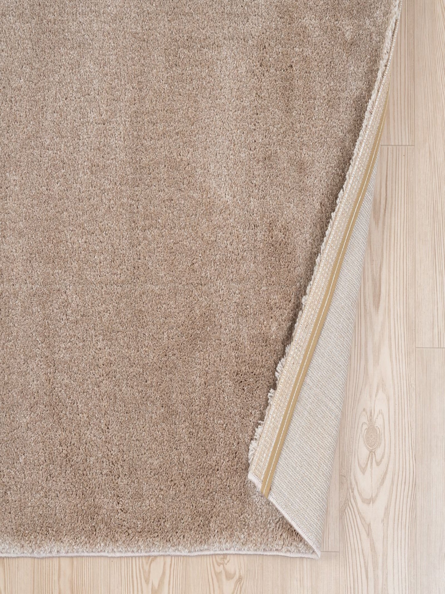 Asta – Teppich in Beige